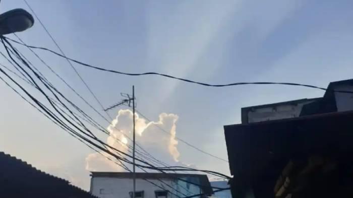 Cuaca-Surabaya-Hari-Ini-Minggu-31-Mei-2026-Cerah-Sejak-Pagi-hingga-Sore-Malam-Berawan.jpg