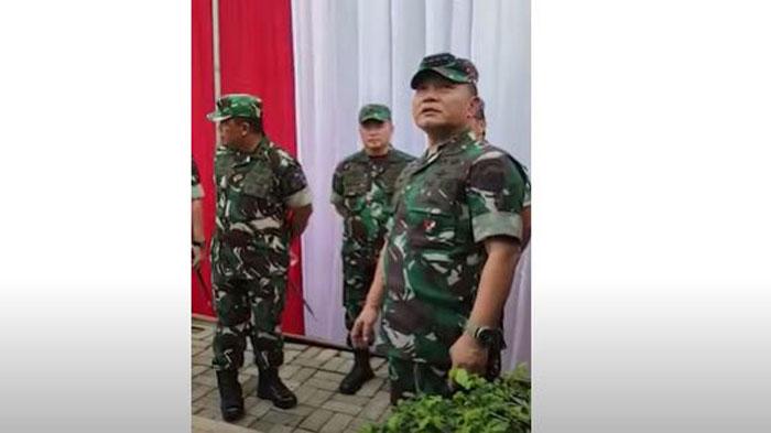 DETIK-DETIK-Jenderal-Dudung-Marah-marah-di-Gresik-Saat-Lihat-Asrama-Prajurit-Sentil-Soal-Korupsi.jpg