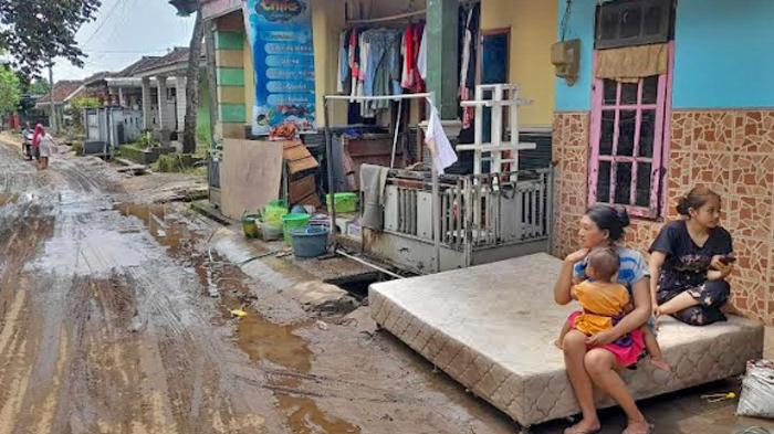 Desa-Kutorenon-Kecamatan-Sukodono-Lumajang-kembali-terendam-banjir.jpg