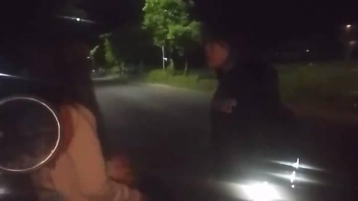 Detik-detik Duel 2 Wanita di Tuban Viral hingga Polisi Turun Tangan, Apa Penyebabnya? - Surya.co.id