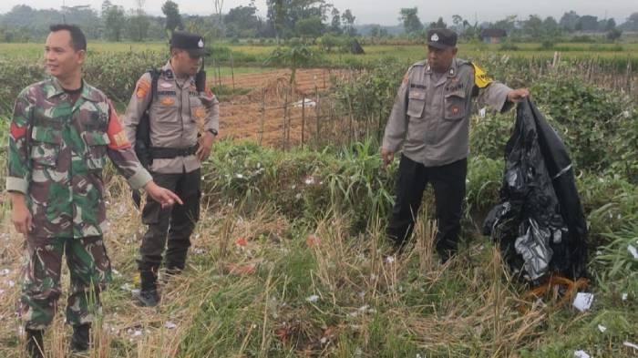 Detik-detik-Mencekam-Petasan-Balon-Udara-Meledak-Saat-Salat-Idul-Adha-di-Blitar-1-Orang-Meninggal.jpg