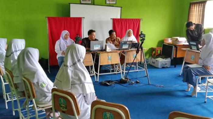 Dispendukcapil-Lumajang-menargetkan-11150-pemilih-pemula.jpg