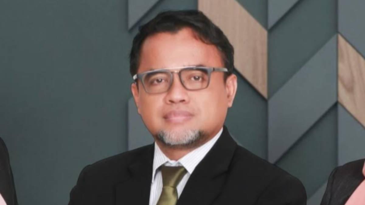 Dr-Iwan-Ardian-alumni-unair.jpg