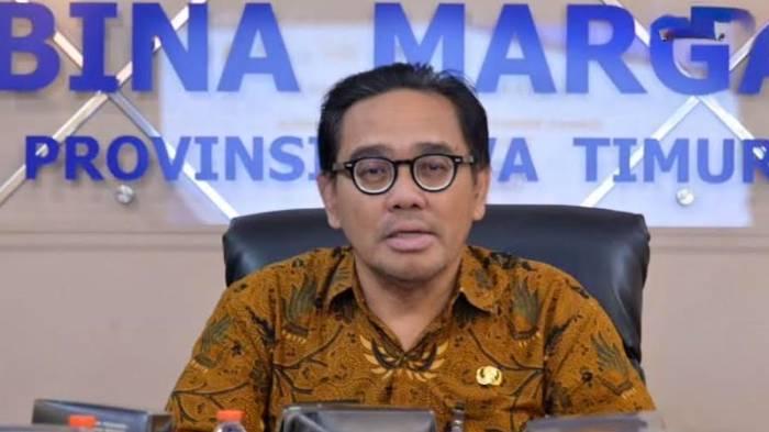 Edy-Tambeng-Widjaja-bebas-jalan-berlubang.jpg