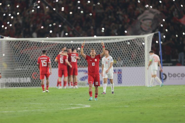 Egy-Maulana-Vikri-saat-merayakan-kemenangan-Timnas-Indonesia-atas-Vietnam.jpg