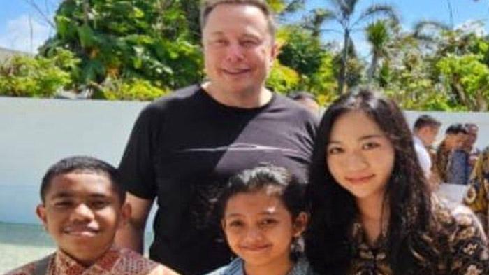 Siswa SD Banyuwangi Bikin Kagum Elon Musk di WWF, Hadapi Tantangan Hitung Turunan Volume Bola