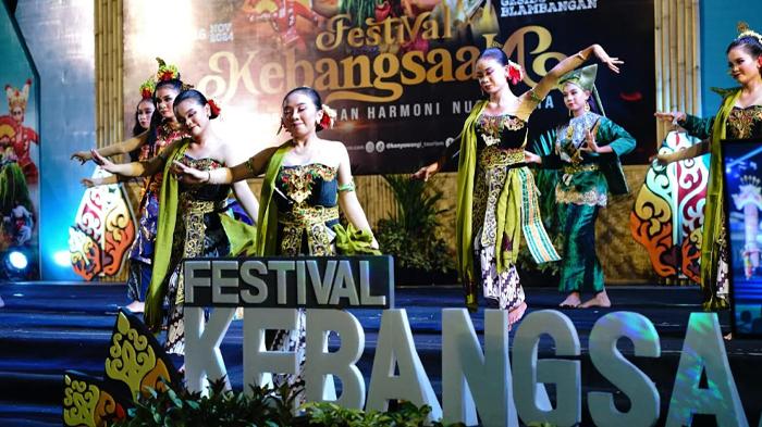 Festival-Kebangsaan-digelar-di-Gedung-Seni-Budaya-Gesibu-Blambangan-Banyuwangi.jpg