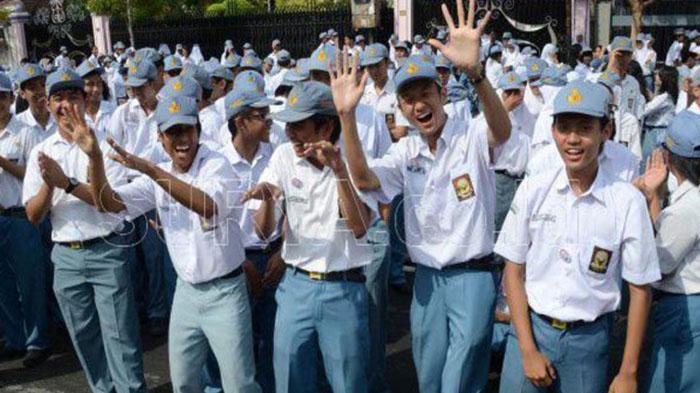 Foto-Ilustrasi-siswa-SMA-ppdb.jpg