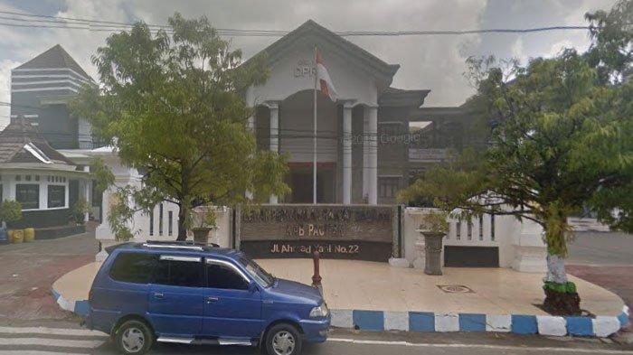 Gedung-DPRD-Kabupaten-Pacitan.jpg