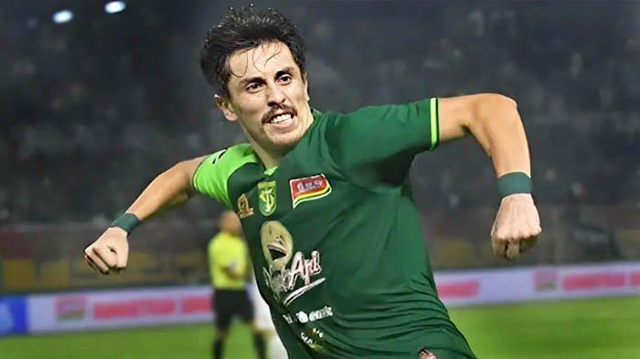 surabaya/Gelandang-Persebaya-Surabaya-Francisco-Rivera-Harta-Karun-Terkini.jpg
