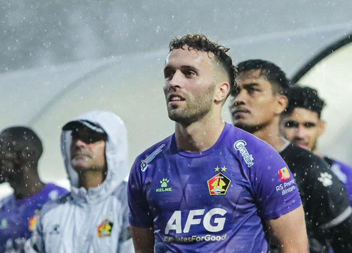 Gelandang-asaing-Persik-Kediri-Ze-Valente-sudah-siap-menghapi-Arema-FC.jpg