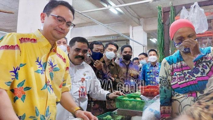 Wamendag Kunjungi Surabaya, Temukan Harga Minyak Goreng Curah yang Dijual di Bawah HET