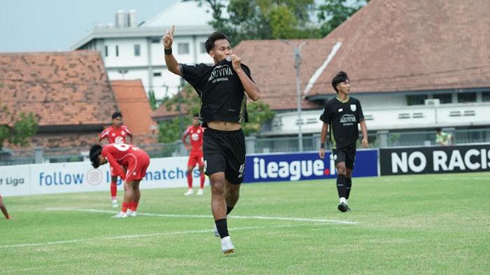 Gresik-United-menang-1.jpg