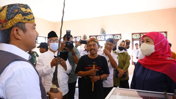 Gubernur-Khofifah-di-Desa-Wisata-Keris-Aeng-Tong-Tong-Sumenep.jpg