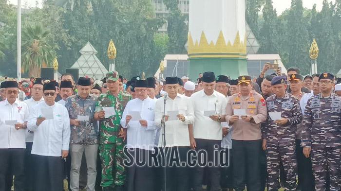Pemuda Surabaya Ikrar Jogo Suroboyo Jogo Indonesia : Jaga Kondusifitas Tanpa Amarah