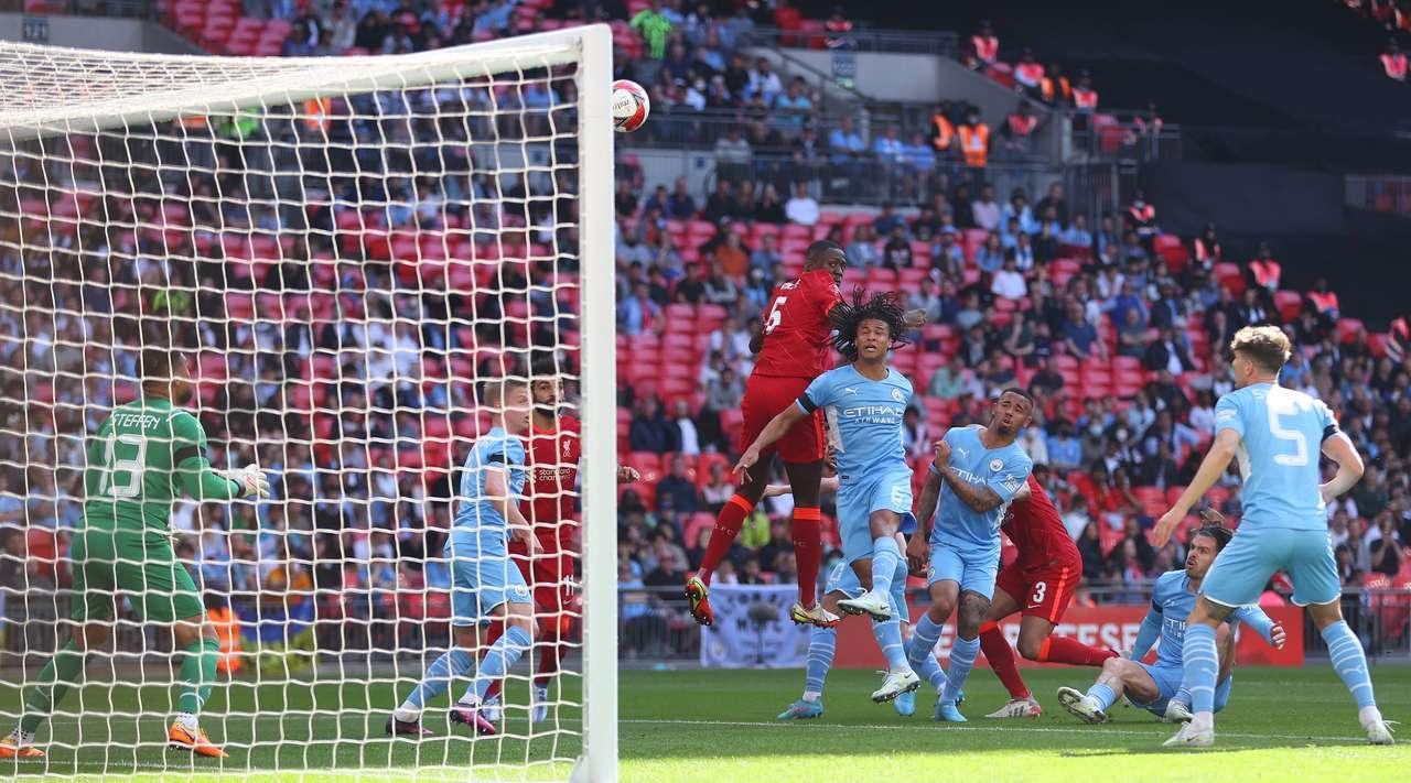 Ibrahima-Konate-berhasil-mencetak-gol-pada-laga-Man-City-vs-Liverpool.jpg