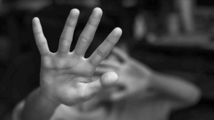 Nasib Miris 3 Bocah SD di NTT Disuruh Jilat Tembok dan Makan Kertas oleh Kepsek usai Sumpit-sumpitan