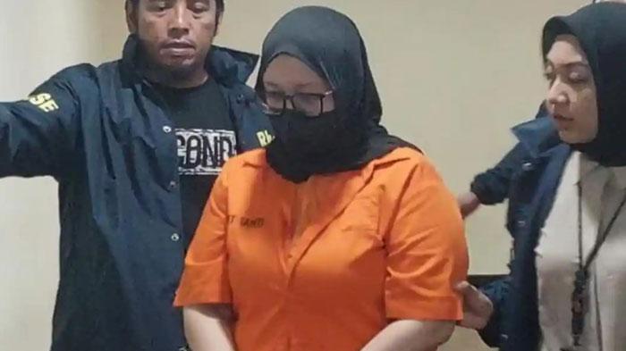 Ingat-Ayu-Puspita-Tersangka-Dugaan-Penipuan-WO-Kerugian-Kini-Capai-Rp-184-Miliar-dari-227-Aduan.jpg