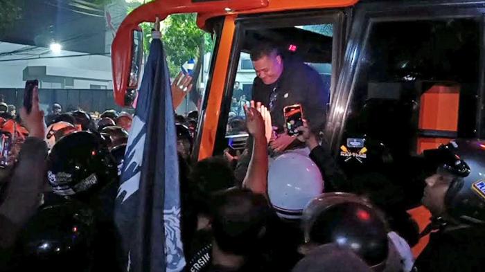 Terluka di Insiden Pelemparan Batu Usai Arema Vs Persik Kediri, Divaldo Alvesi: Yang Penting Menang