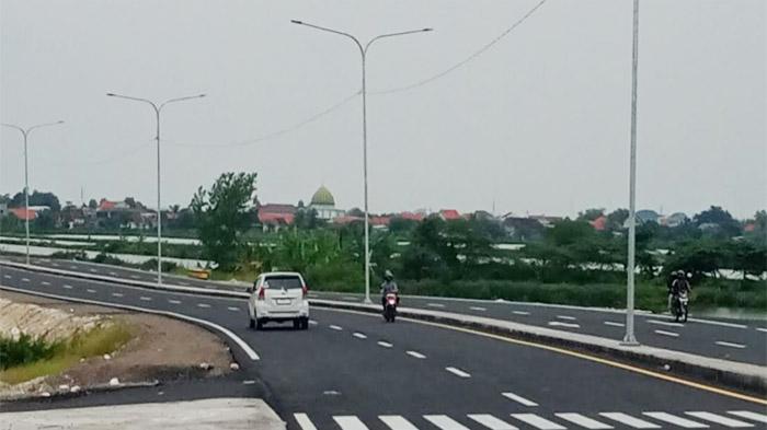 JLU-Lamongan-dilanggar-pemudik.jpg