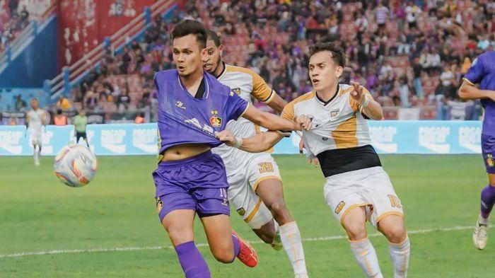 Jalannya-pertandingan-Persik-Kediri-vs-Dewa-United-di-Stadion-Brawijaya-Kediri.jpg