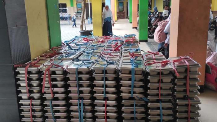 Jelang MBG Aktif Lagi, Mendikdasmen Beri Bocoran Soal Aturan Baru, Tak Diberikan ke Semua Siswa - Surya.co.id