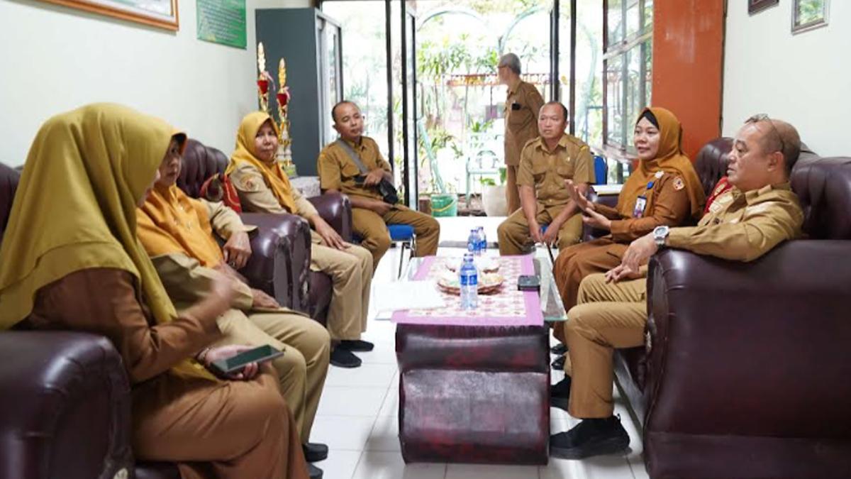 Dindik Kabupaten Mojokerto Mendata Siswa Terdampak Insiden Keracunan Menu MBG, Wali Murid Juga Kena