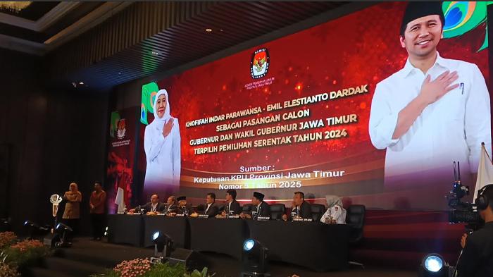 KPU-menetapkan-pasangan-calon-nomor-urut-2-Khofifah-Emil-sebagai-Paslon-terpilih.jpg