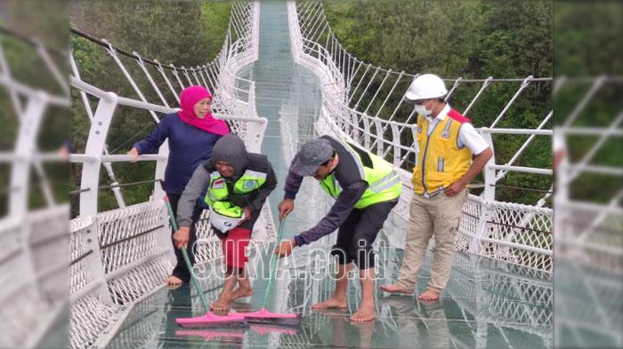 Jembatan Kaca di Kawasan Taman Nasional Bromo Tengger Semeru, Target Rampung Oktober 2023