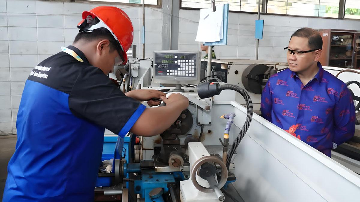 Aries Agung Dorong UPT PTKK Jatim Jadi Pusat Pelatihan Vokasi Berstandar Industri