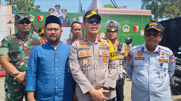 Kuota Terpenuhi, Polres Gresik Berangkatkan Empat Bus Gratis ke Jakarta dan Semarang