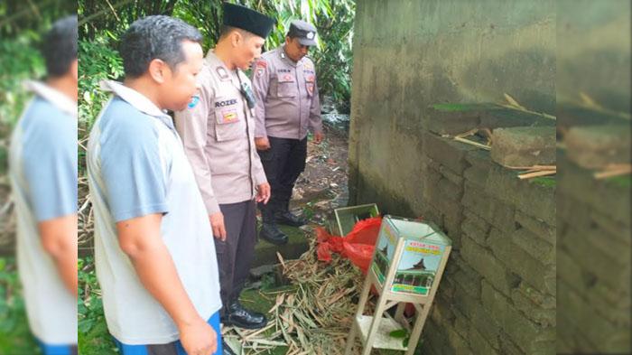 BREAKING NEWS Belasan Kotak Amal Diduga Hasil Pencurian Ditemukan di Karangtengah Kota Blitar