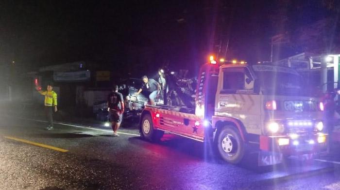 KRONOLOGI Pick Up Muat Ikan Terjun ke Sungai Dusun Jarakan Kabupaten Trenggalek