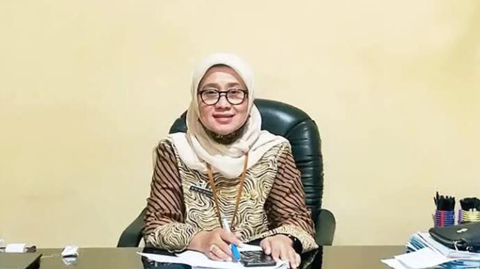 Kepala-Dinas-Ketahanan-Pangan-dan-Pertanian-Kabupaten-Lumajang-Retno-Wulan-Andari.jpg