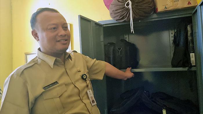 Laptop untuk Kebutuhan Ujian Digondol Maling, Kepala SDN 166 Gresik: Kasihan Anak-anak