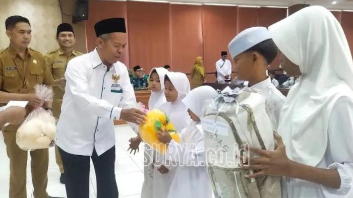 Ketua-Baznas-Kabupaten-Probolinggo-Ahmad-Muzammil-saat.jpg
