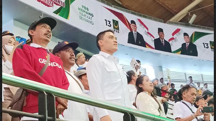 Ketua-DPC-Gerindra-Surabaya-Cahyo-Harjo-Prakoso-bersama.jpg