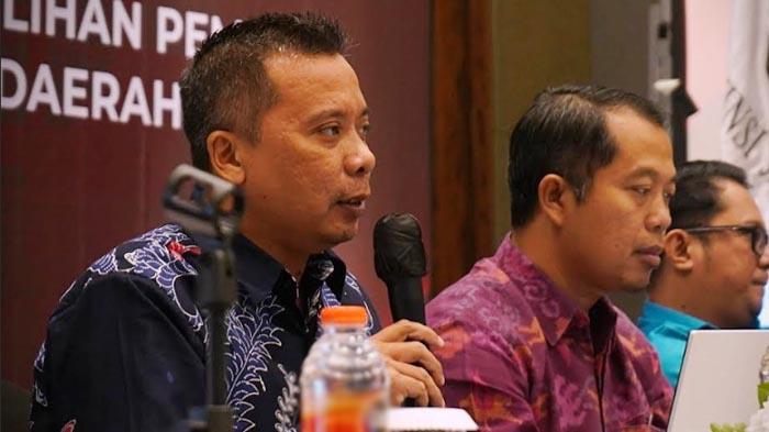Komisioner-Divisi-Teknis-Penyelenggaraan-KPU-Jatim-Insan-Qoriawan-2662023.jpg