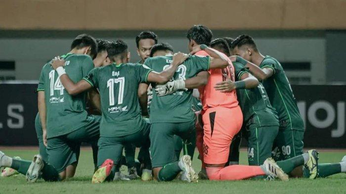 Kondisi-Skuad-Persebaya-Surabaya-bikin-Aji-Santoso-Sedih-berharap-Vidal-cepat-pulih.jpg