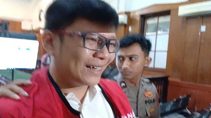 Kronologi-Lengkap-Kasus-Ronald-Tannur-yang-Bikin-3-Hakim-PN-Surabaya-Ditangkap-Kejagung-Terkait-Suap.jpg