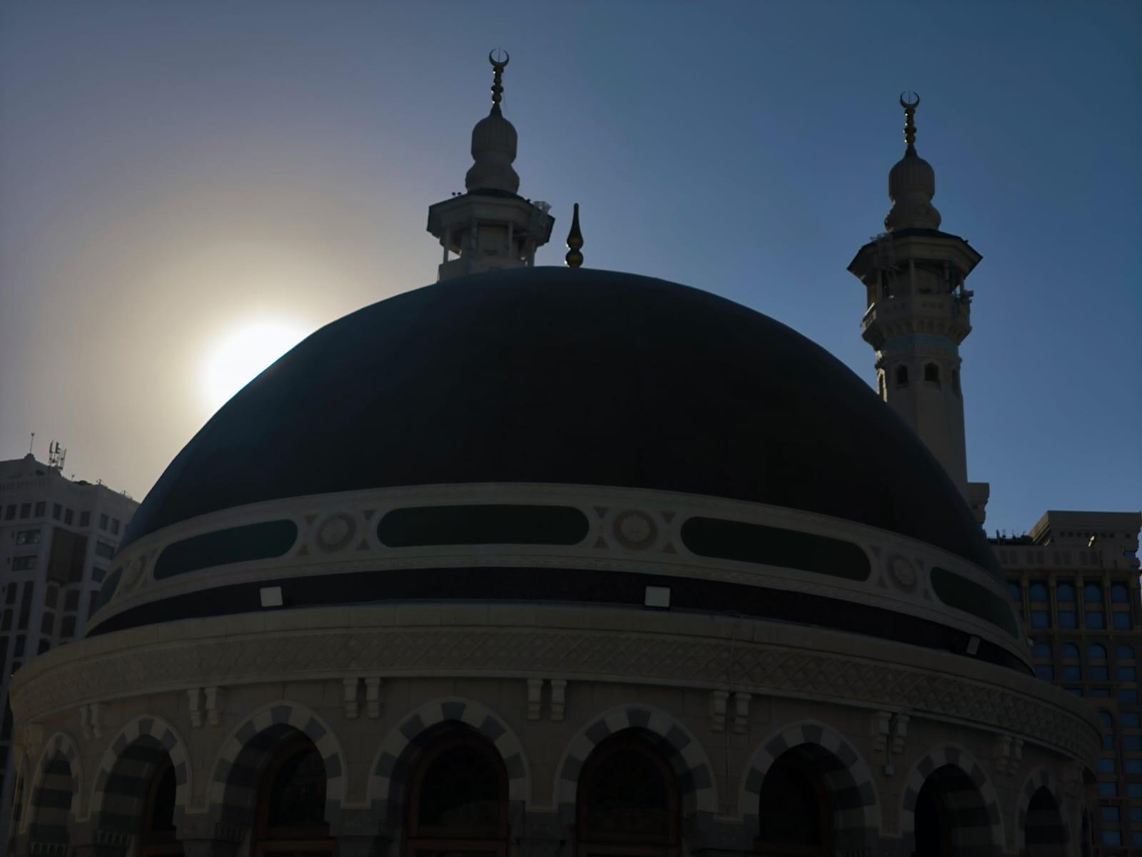 Lantunan Lirik Sholawat Tarhim oleh Hirzi Fakrim Ghamdan: Arab, Latin dan Artinya