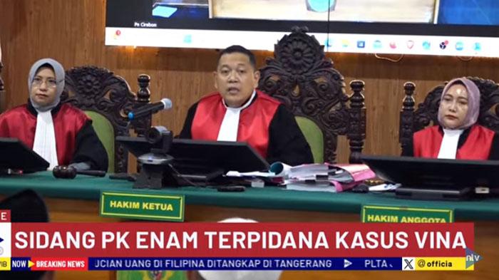 Majelis-hakim-sidang-PK-terpidana-kasus-Vina-Cirebon-diprotes-keras.jpg