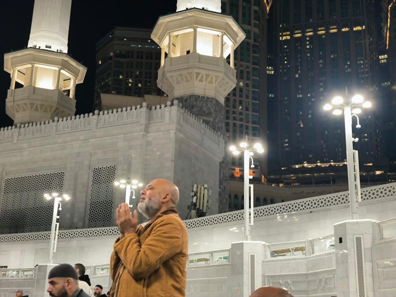 Makna-Doa-Allahumma-Inni-Asaluka-Ilman-Naafian-Lengkap-Teks-Arab-Latin.jpg