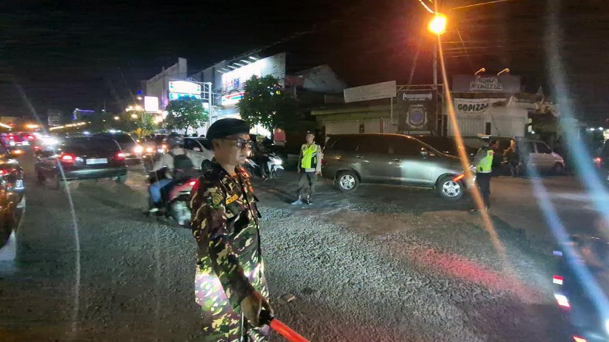 Malam Natal 2025, Satlantas Polres Ponorogo Atur Lalu Lintas di Sekitar Gereja