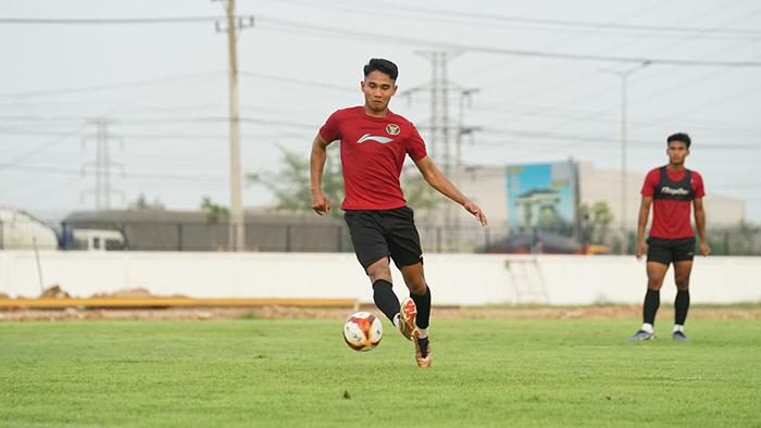 Marselino-Ferdinan-latihan-di-Timnas-Indonesia-U-22-SEA-Games-2023.jpg