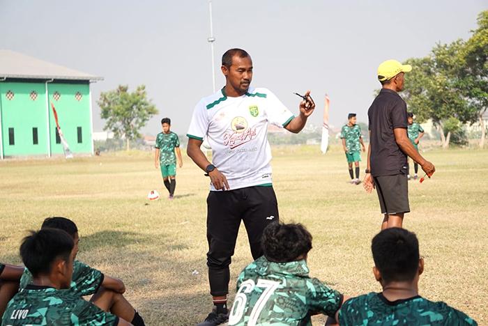 Mat Halil Beber Evaluasi Persebaya Junior Usai Lawan Persis Solo Jelang Elite Pro Academy 2023