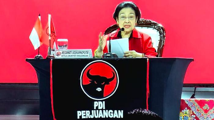 Megawati-Soekarnoputri-saat-penutupan-Rakernas-ke-V.jpg