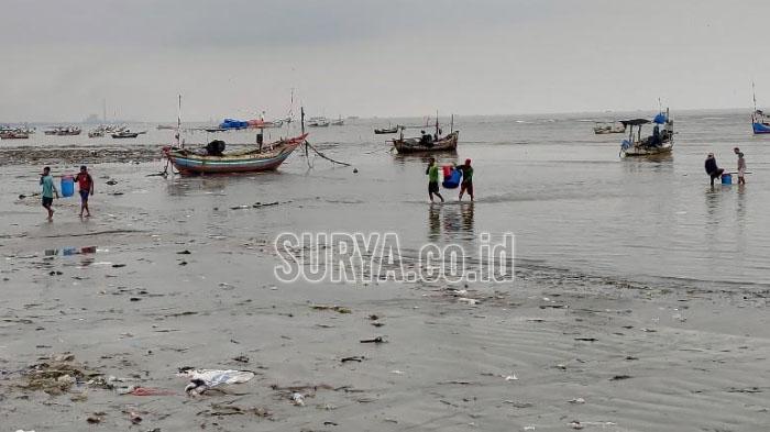 Nelayan-Kelurahan-Sidomulyo-Kecamatan-Tuban-Kabupaten.jpg