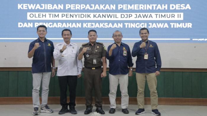 Nyoman-Ardina-di-sela-acara-monev-kewajiban-perpajakan-Pemerintah-Desa.jpg