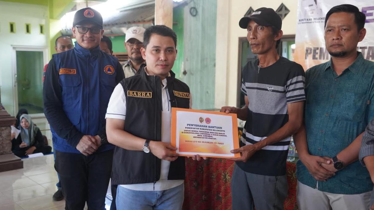 Pemkab Mojokerto Salurkan Bantuan Sembako untuk 873 KK Terdampak Banjir 3 Kecamatan